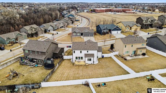 19887 K Street, Omaha, NE 68135