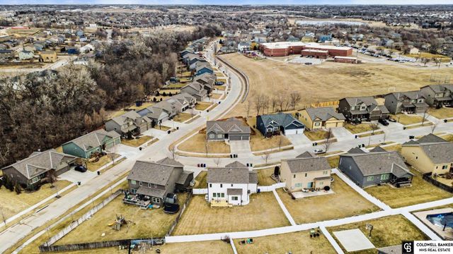 19887 K Street, Omaha, NE 68135