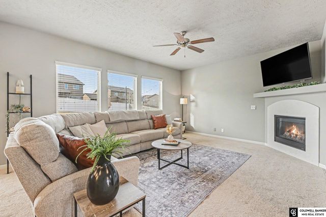 19887 K Street, Omaha, NE 68135