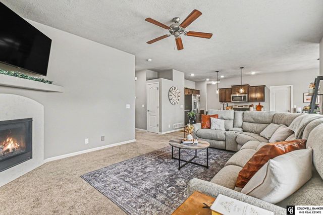 19887 K Street, Omaha, NE 68135