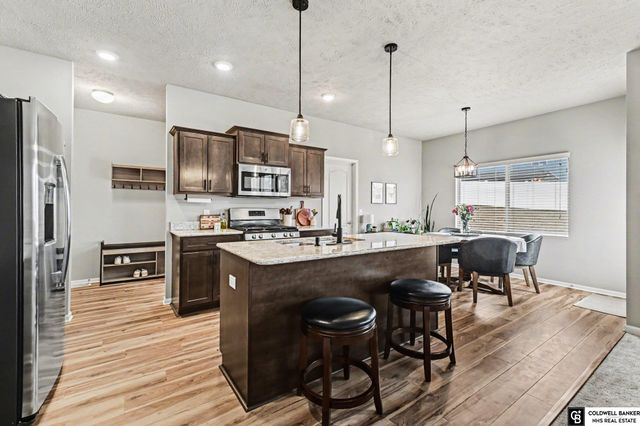 19887 K Street, Omaha, NE 68135