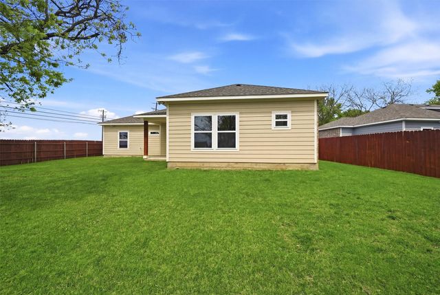 1019 Holiday Drive, Sherman, TX 75090