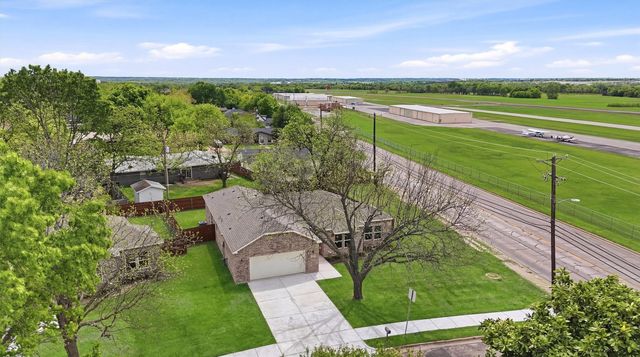 1019 Holiday Drive, Sherman, TX 75090