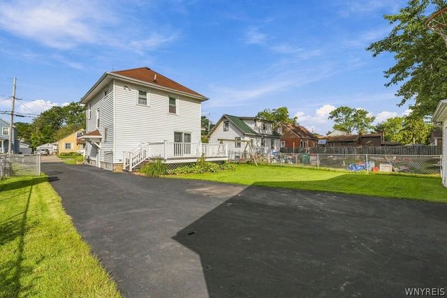 907 90th Street, Niagara Falls, NY 14304