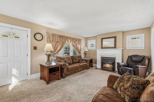 907 90th Street, Niagara Falls, NY 14304