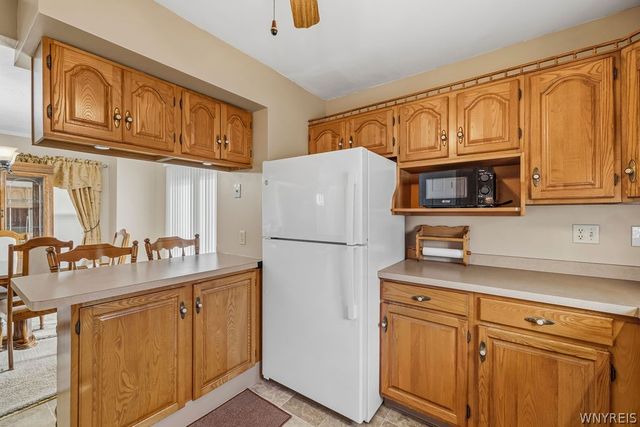 907 90th Street, Niagara Falls, NY 14304