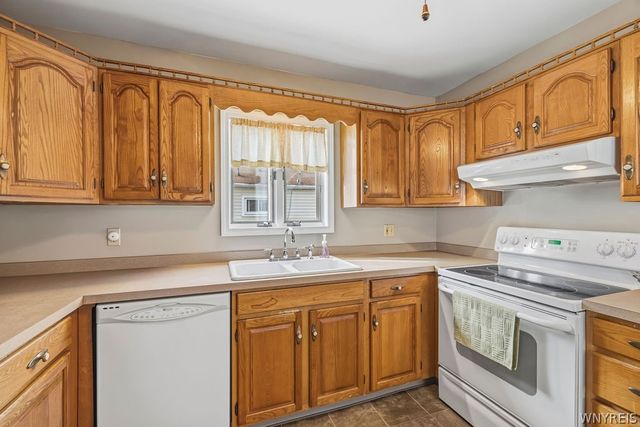 907 90th Street, Niagara Falls, NY 14304
