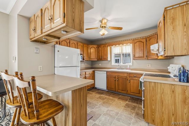 907 90th Street, Niagara Falls, NY 14304