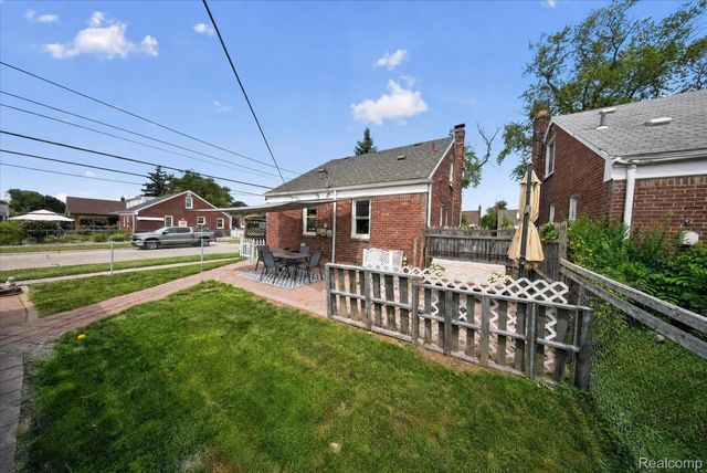 1693 Riverbank Street, Lincoln Park, MI 48146