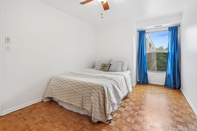 1535 Park Avenue 505, River Forest, IL 60305