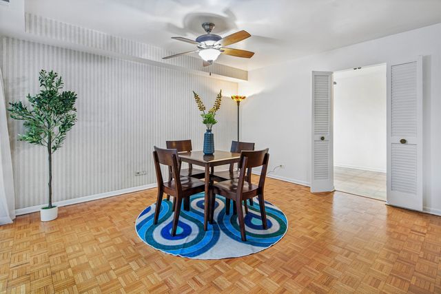 1535 Park Avenue 505, River Forest, IL 60305