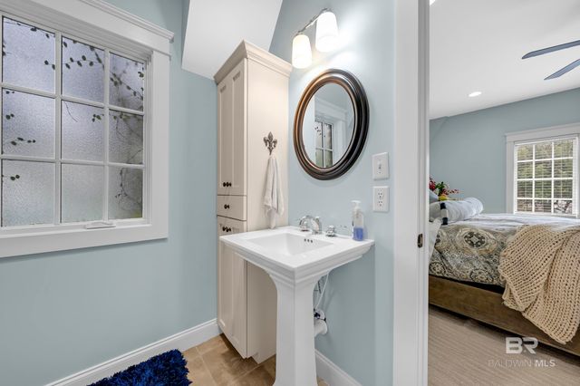 7 Bienville Avenue, Mobile, AL 36606