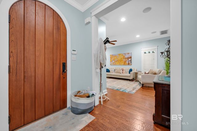 7 Bienville Avenue, Mobile, AL 36606