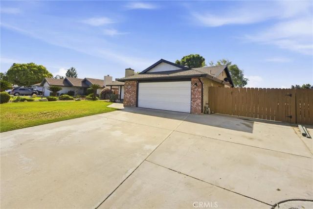 11513 Jenlee, Bakersfield, CA 93312