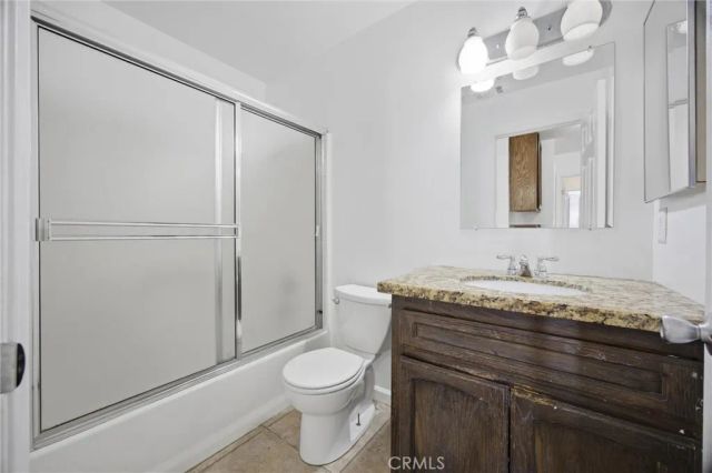 11513 Jenlee, Bakersfield, CA 93312