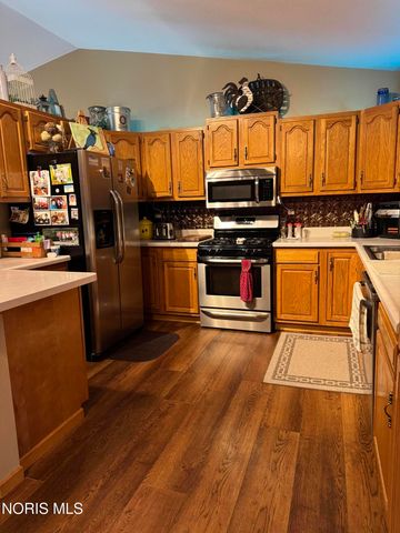 207 Stauffer Drive, Edgerton, OH 43517