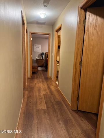 207 Stauffer Drive, Edgerton, OH 43517