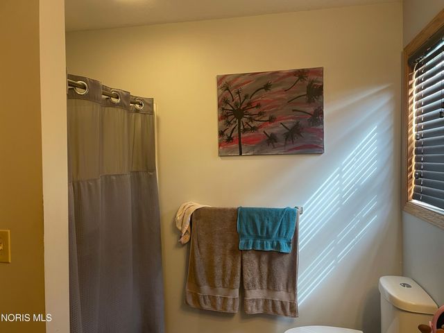 207 Stauffer Drive, Edgerton, OH 43517