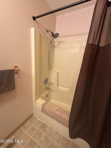 207 Stauffer Drive, Edgerton, OH 43517