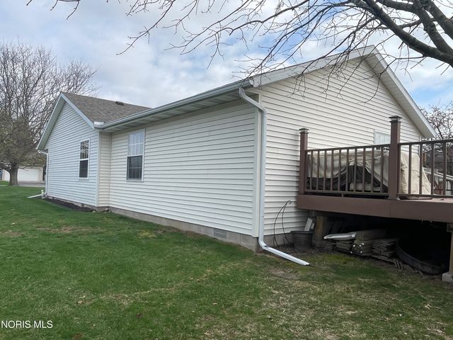 207 Stauffer Drive, Edgerton, OH 43517
