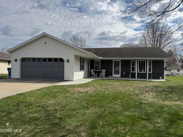 207 Stauffer Drive, Edgerton, OH 43517