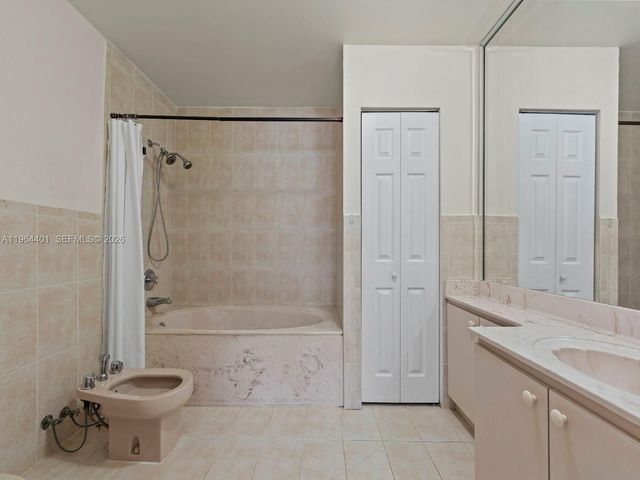 4962 SW 143rd Ave, Miami, FL 33175