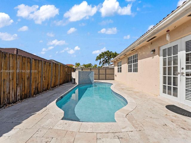 4962 SW 143rd Ave, Miami, FL 33175