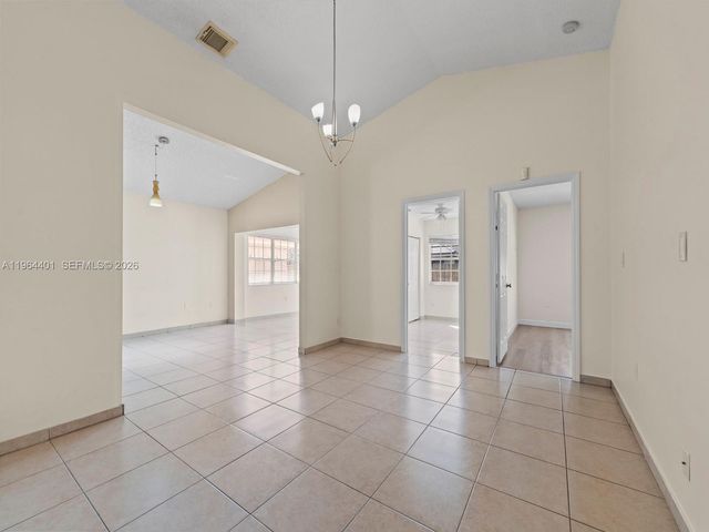 4962 SW 143rd Ave, Miami, FL 33175