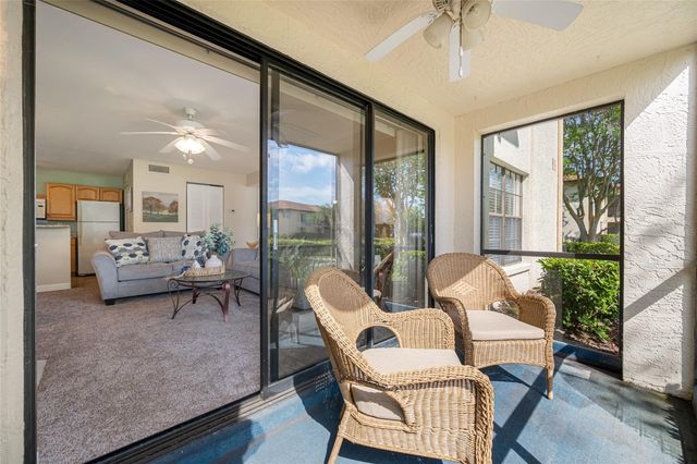 3301 CRYSTAL COURT E D, Palm Harbor, FL 34685