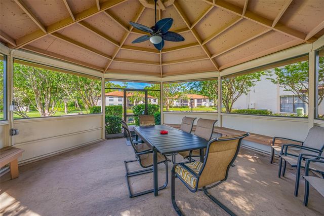 3301 CRYSTAL COURT E D, Palm Harbor, FL 34685