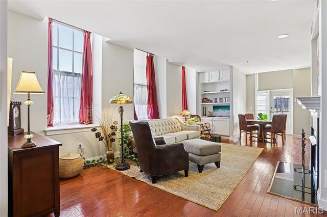 1515 Lafayette Avenue 114, St Louis, MO 63104