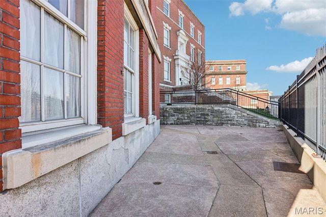 1515 Lafayette Avenue 114, St Louis, MO 63104