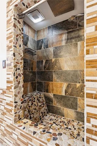 1241 N River DR, Chesapeake, VA 23323