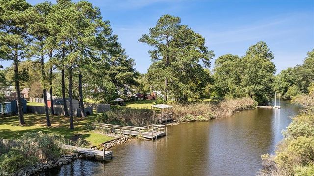 1241 N River DR, Chesapeake, VA 23323