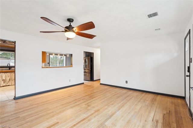 1241 N River DR, Chesapeake, VA 23323