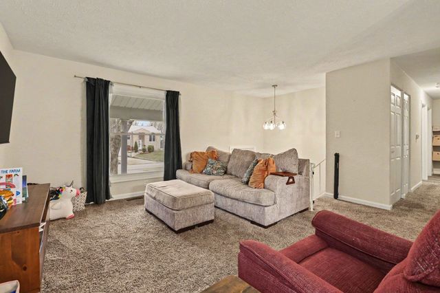 2601 Stevens Avenue, Elkhart, IN 46517