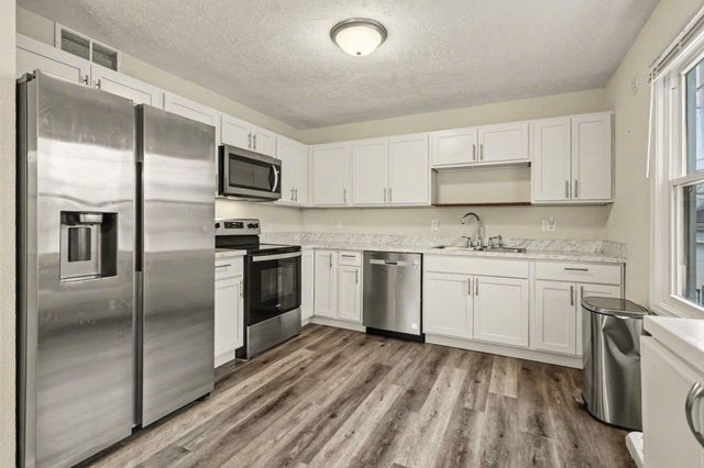 2601 Stevens Avenue, Elkhart, IN 46517