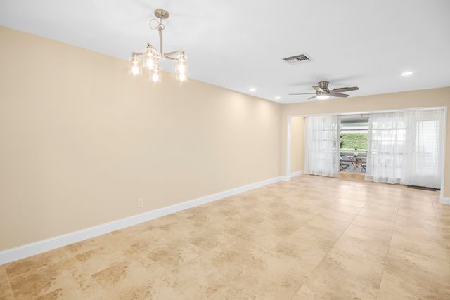 1111 Mahogany Way 76b, Delray Beach, FL 33445