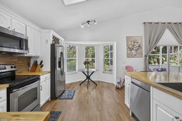 120 Paddock Lane, Greenacres, FL 33413
