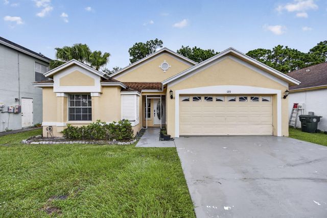 120 Paddock Lane, Greenacres, FL 33413