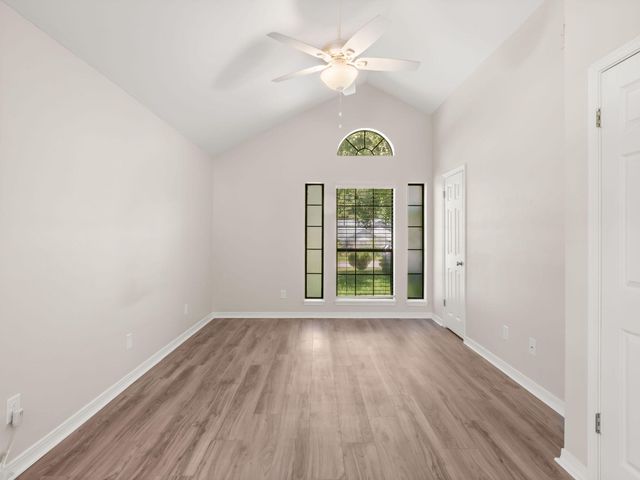 211 Colony Park, Leesville, LA 71446