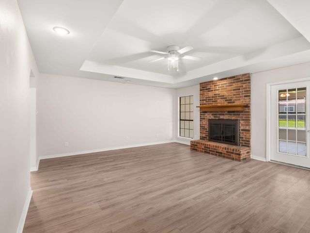 211 Colony Park, Leesville, LA 71446
