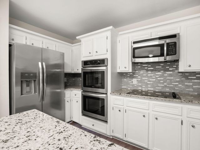 211 Colony Park, Leesville, LA 71446