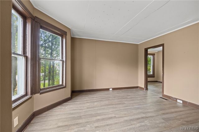 1361 North Avenue, Niagara Falls, NY 14305