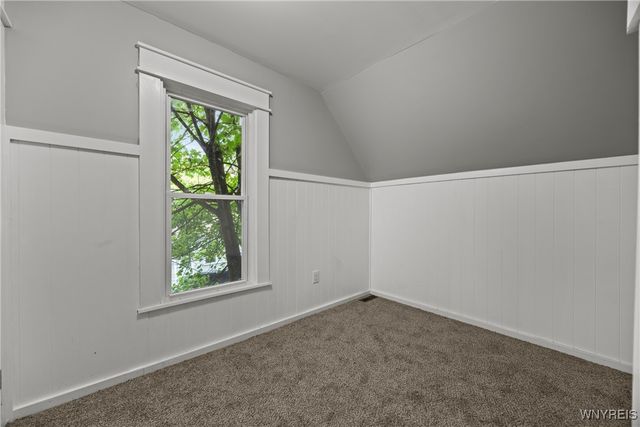 1361 North Avenue, Niagara Falls, NY 14305