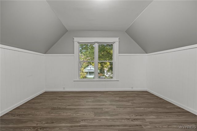 1361 North Avenue, Niagara Falls, NY 14305