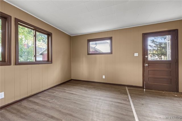 1361 North Avenue, Niagara Falls, NY 14305