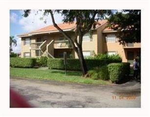 10481 NW 8th St 102, Hollywood, FL 33026