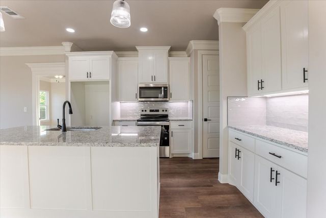 9209 Parkview Circle, Tolar, TX 76476