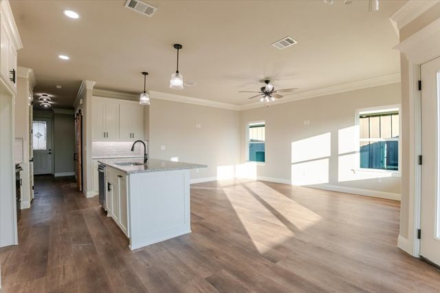 9209 Parkview Circle, Tolar, TX 76476